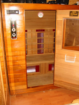 De infra-rood sauna in het aangrenzende gebouw